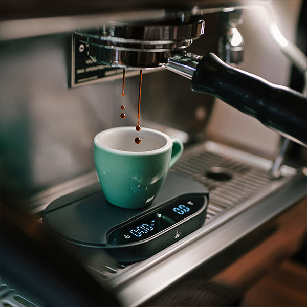 Mahlkonig Sync coffee scale black