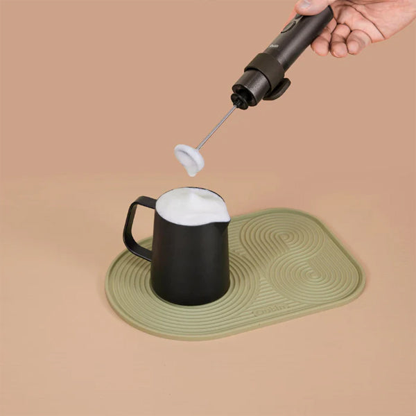 OutIn LattoGo Frother portable electric milk frother designed for smooth hot and cold foam